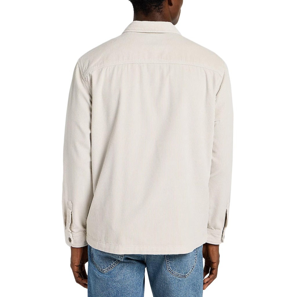 Lee - 112355639-
